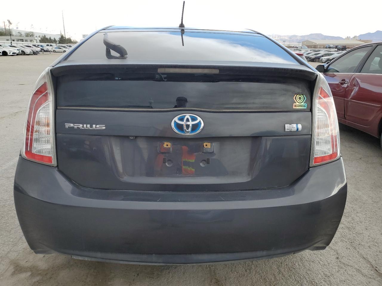 2015 TOYOTA PRIUS - Фото 6