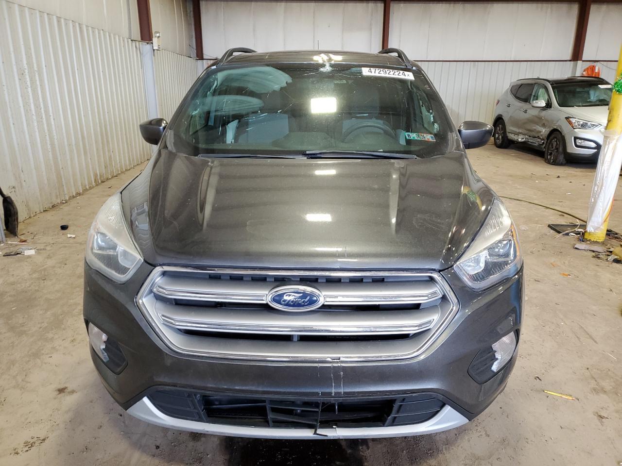 2017 FORD ESCAPE SE - Фото 5