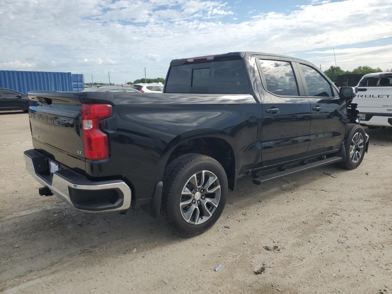2023 CHEVROLET SILVERADO - Image 3