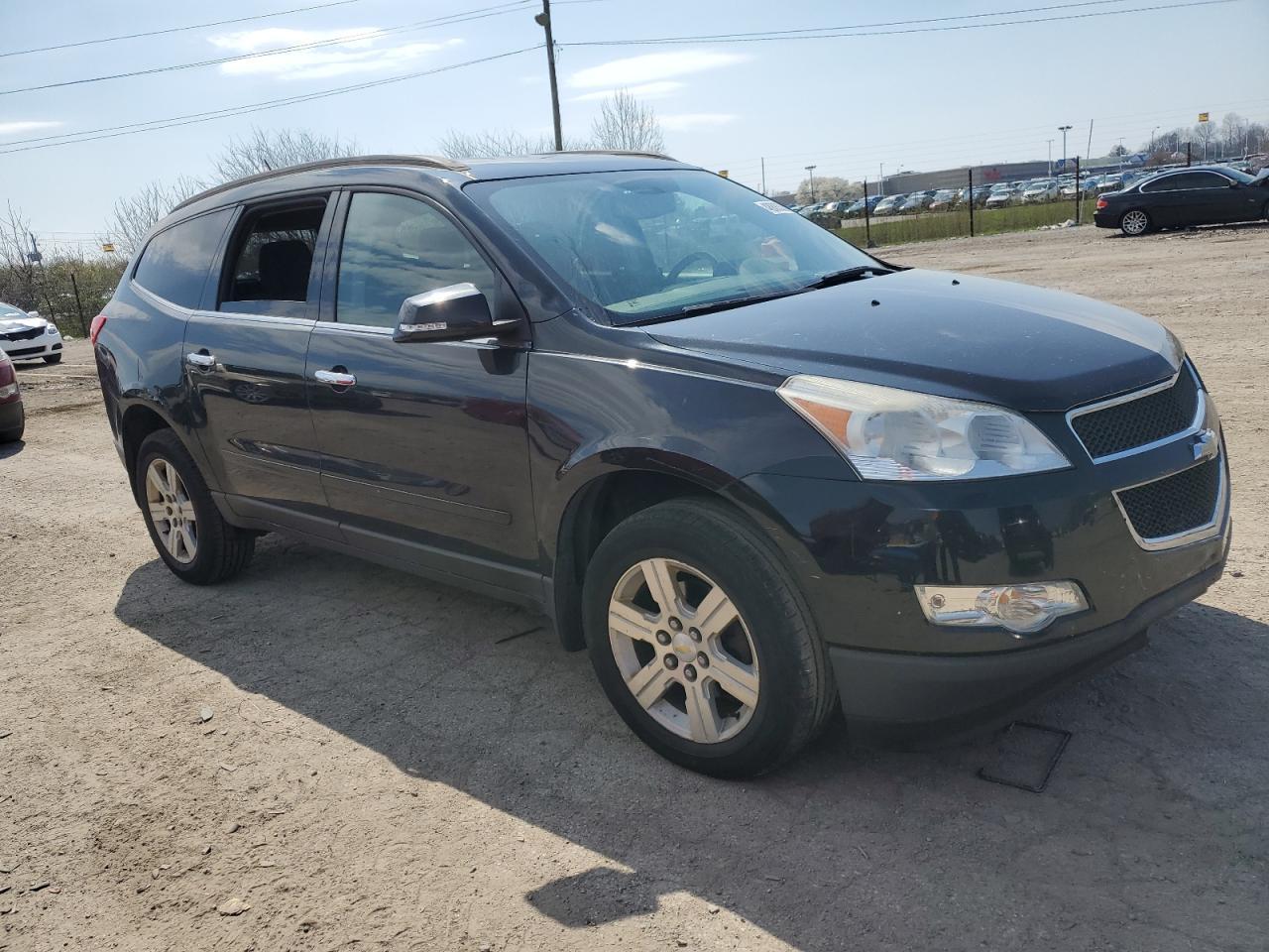 2011 CHEVROLET TRAVERSE L - Фото 4