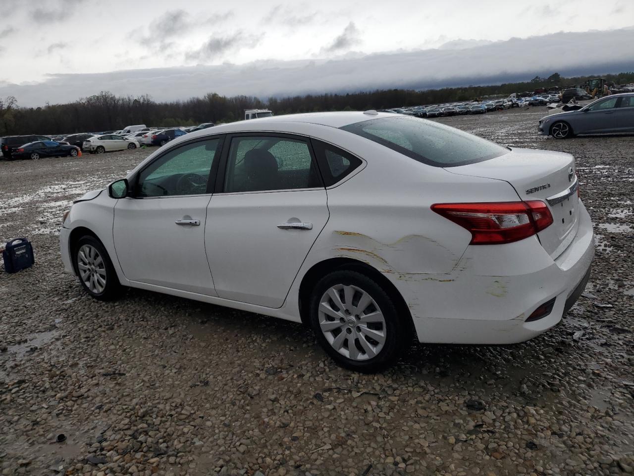 2017 NISSAN SENTRA S - Фото 2