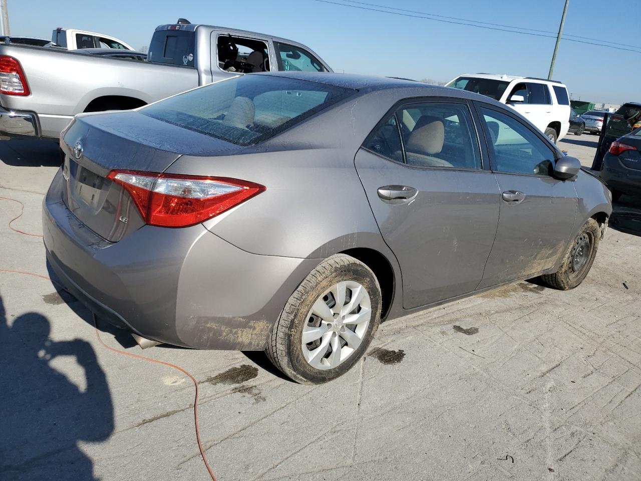 2015 TOYOTA COROLLA L - Image 3