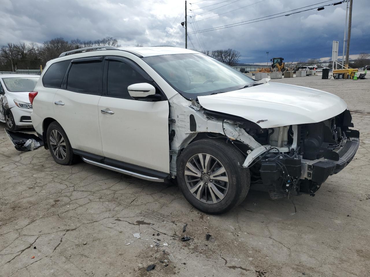 2019 NISSAN PATHFINDER - Image 4