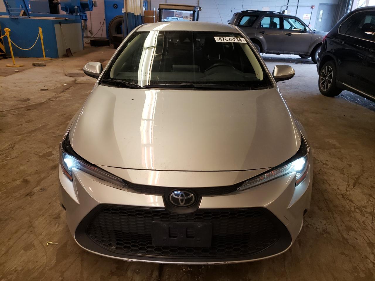 2020 TOYOTA COROLLA LE - Image 5