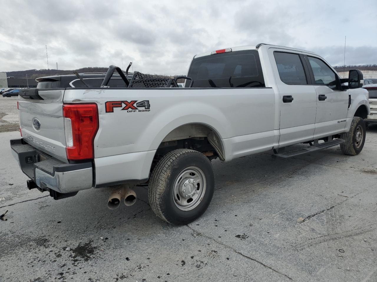 2017 FORD F250 SUPER - Image 3