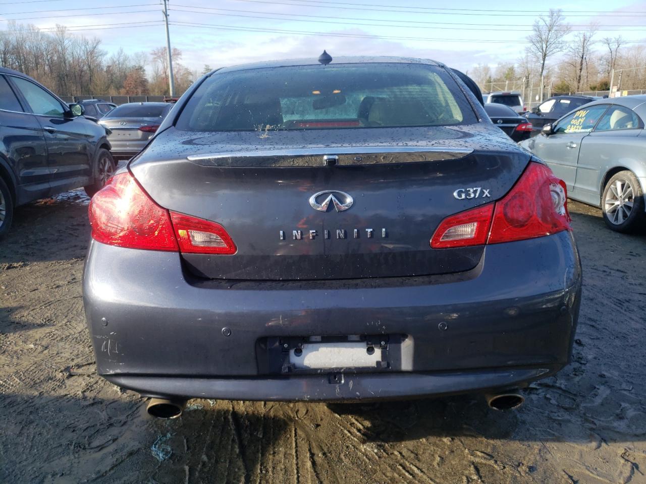2012 INFINITI G37 - Фото 6