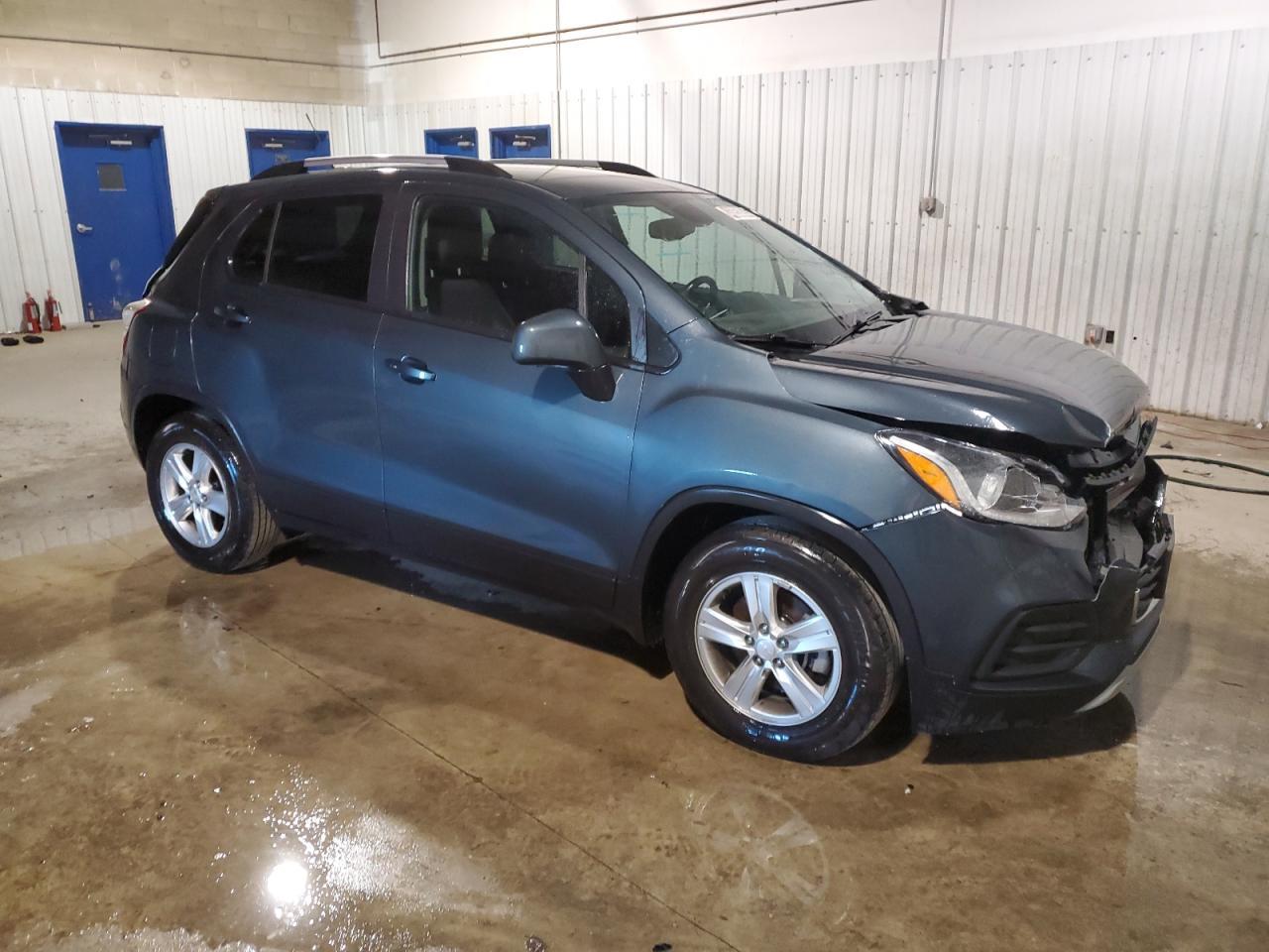 2021 CHEVROLET TRAX 1LT - Image 4