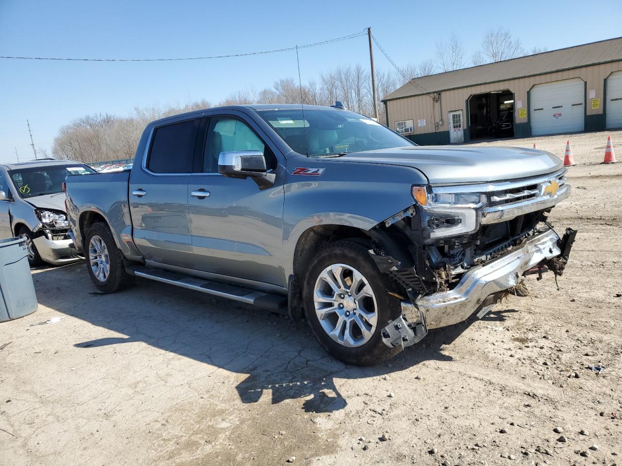 2023 CHEVROLET SILVERADO - Image 4