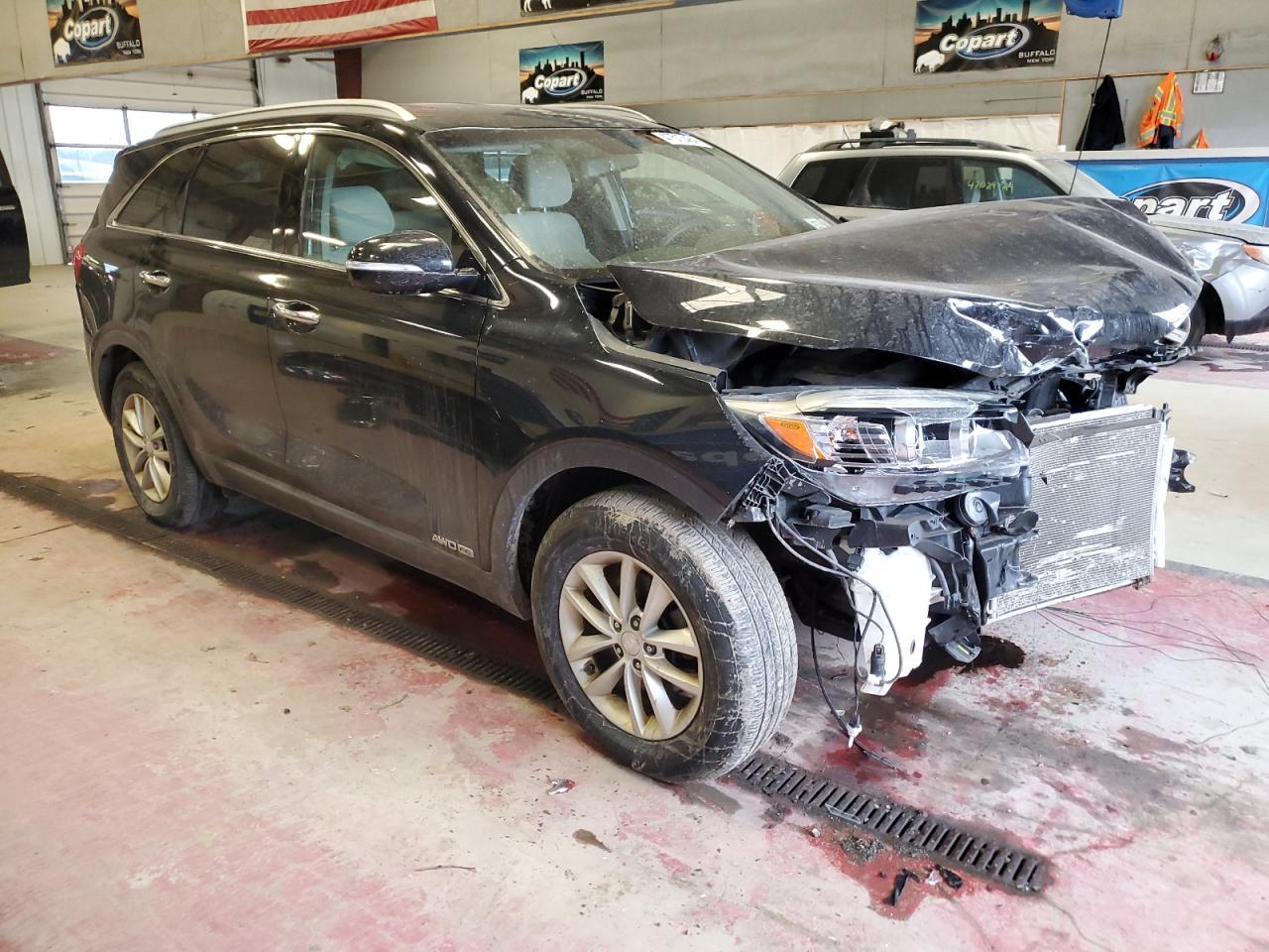 2017 KIA SORENTO LX - Image 4