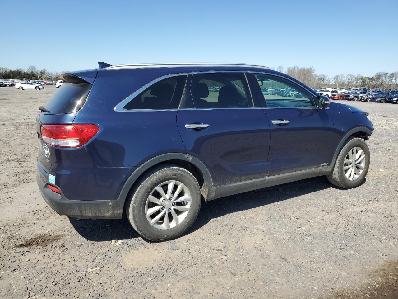 2016 KIA SORENTO LX - Image 3
