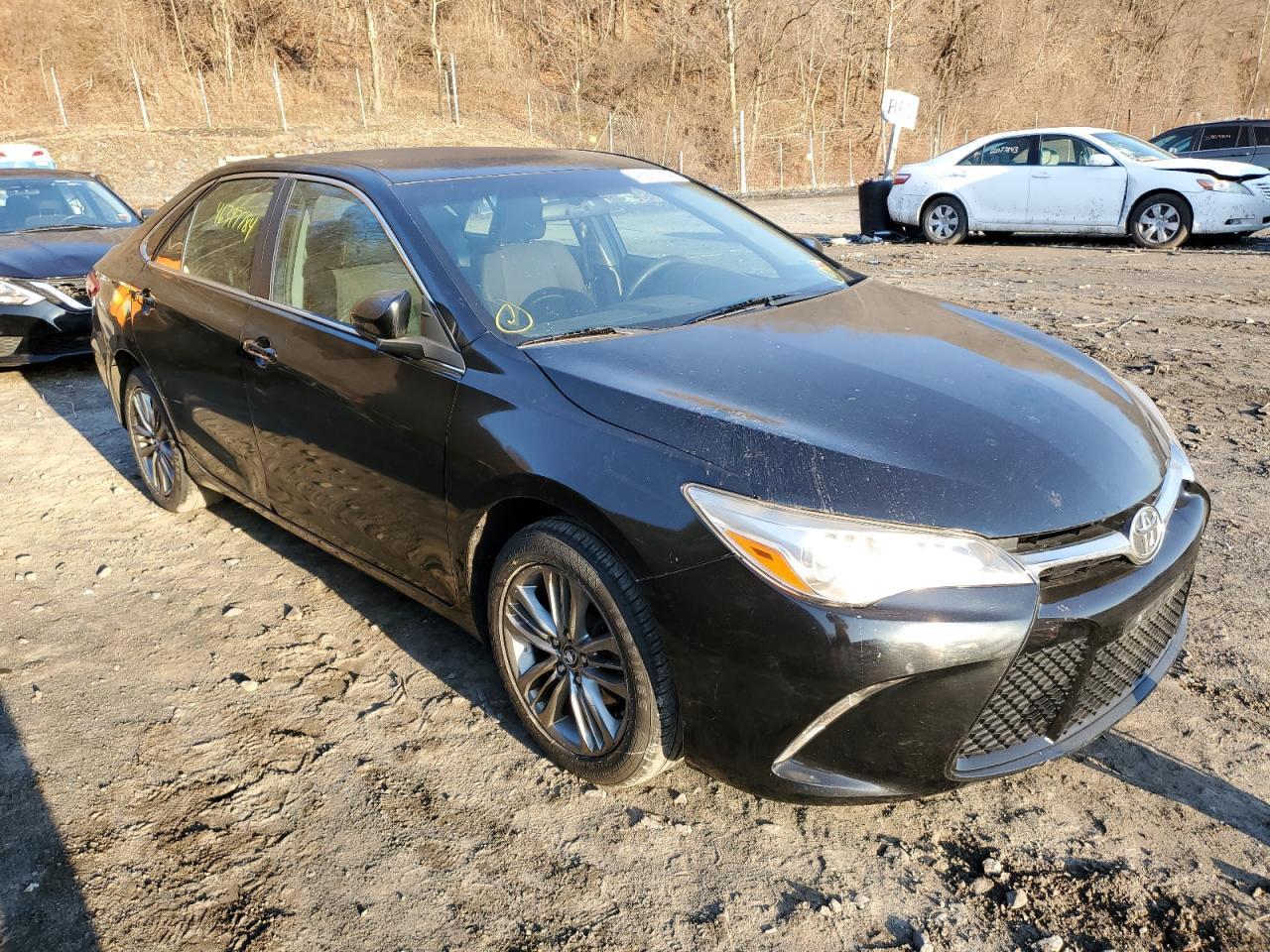 2017 TOYOTA CAMRY LE - Image 4