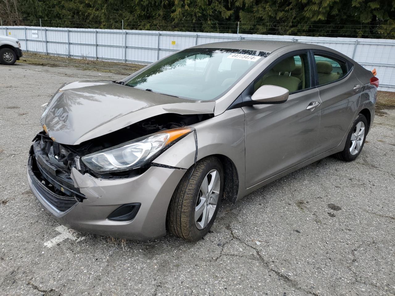 2013 HYUNDAI ELANTRA GL