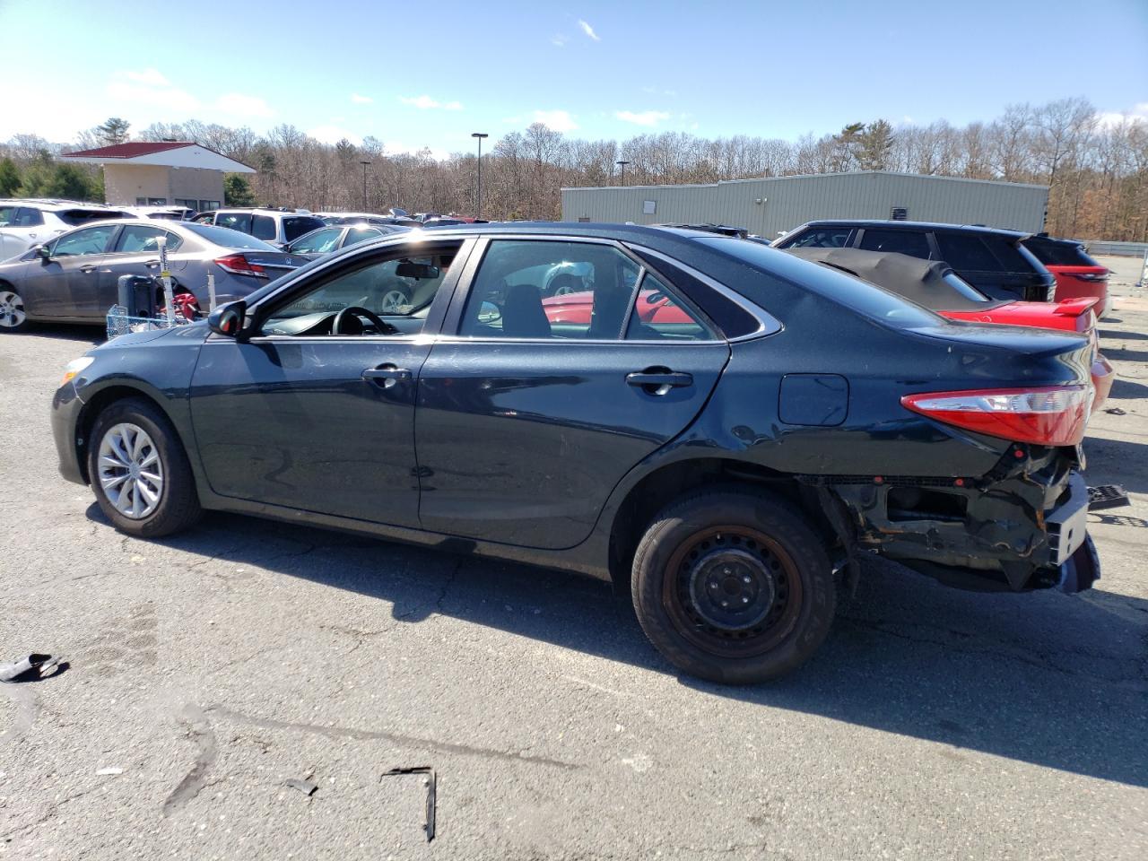 2016 TOYOTA CAMRY LE - Image 2