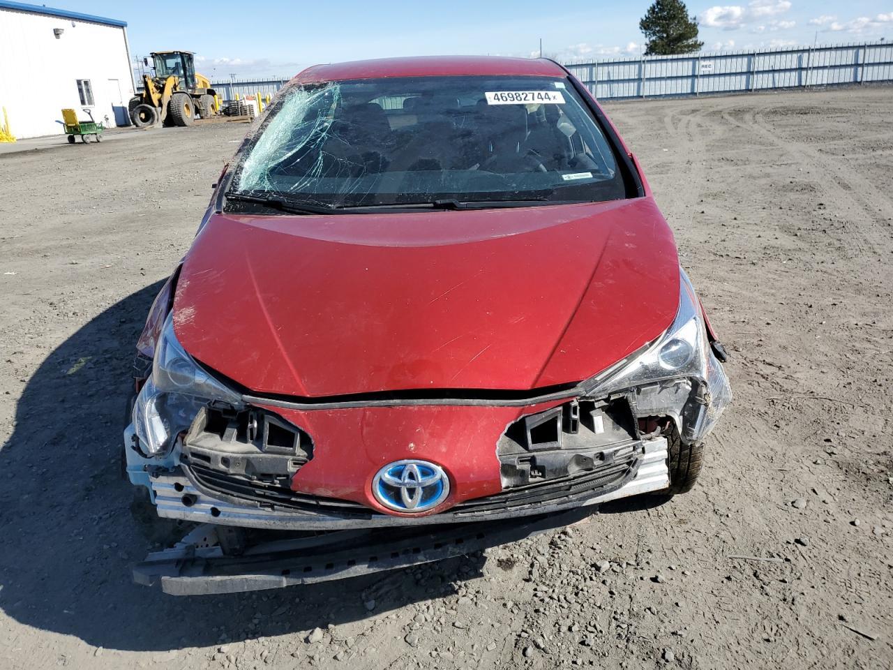 2016 TOYOTA PRIUS - Image 5