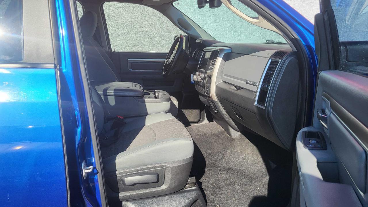 2017 RAM 1500 SLT - Image 5