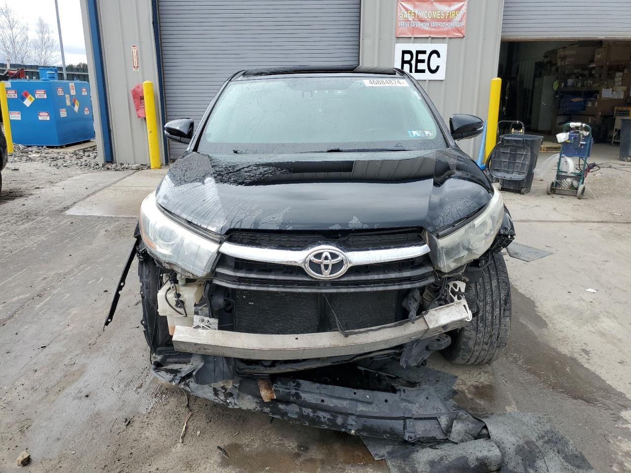 2015 TOYOTA HIGHLANDER - Фото 5