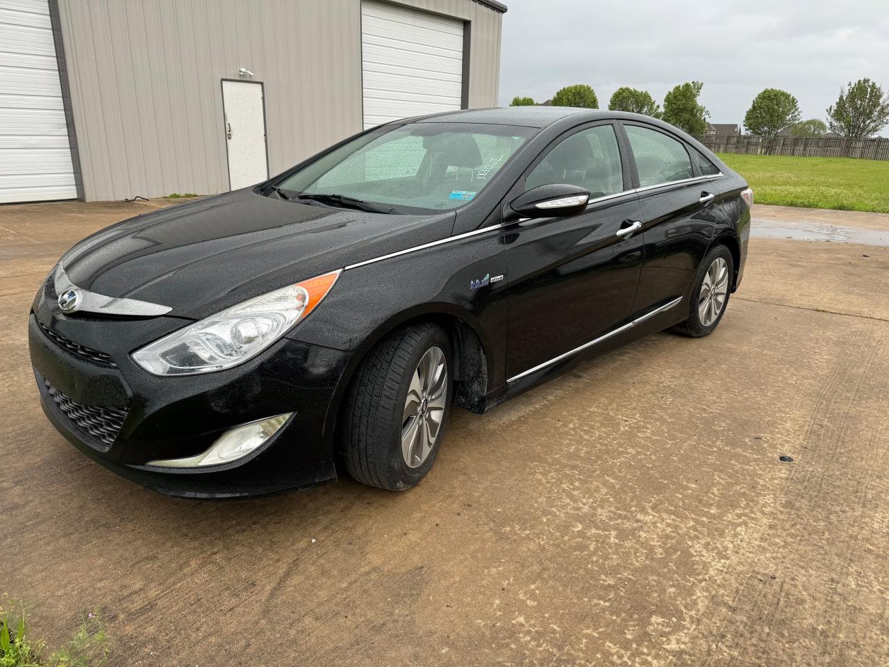 2013 HYUNDAI SONATA HYB - Image 2