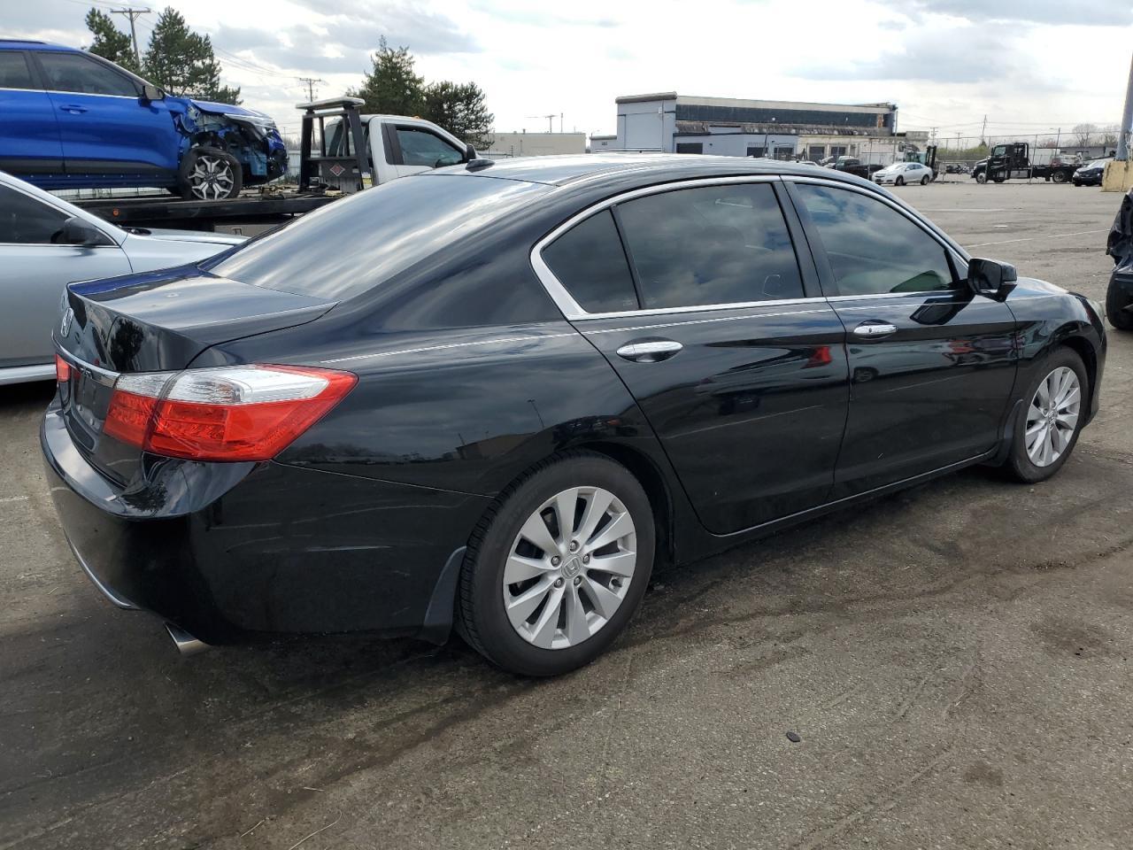 2015 HONDA ACCORD EXL - Image 3