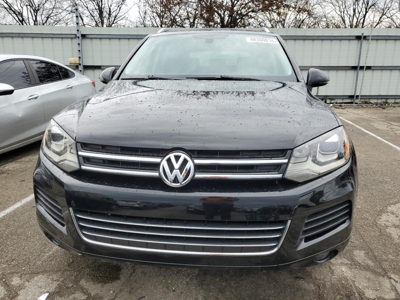 2014 VOLKSWAGEN TOUAREG V6 - Image 5