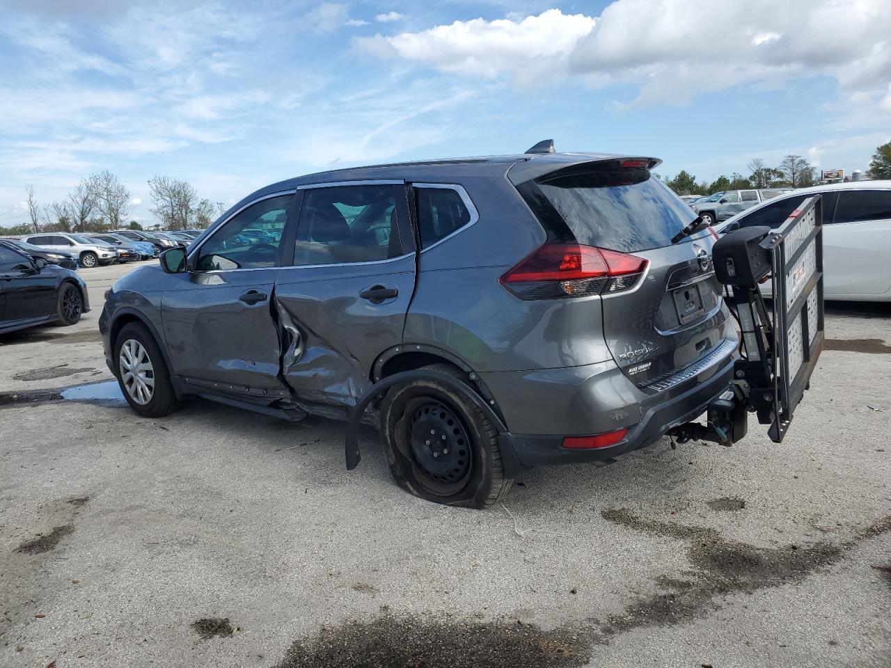 2018 NISSAN ROGUE S - Image 2