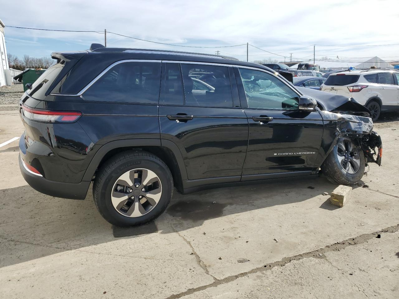 2024 JEEP GRAND CHER - Image 3