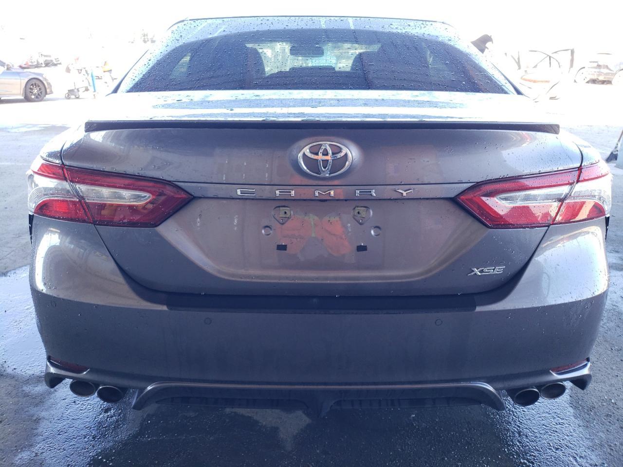 2018 TOYOTA CAMRY XSE - Image 6
