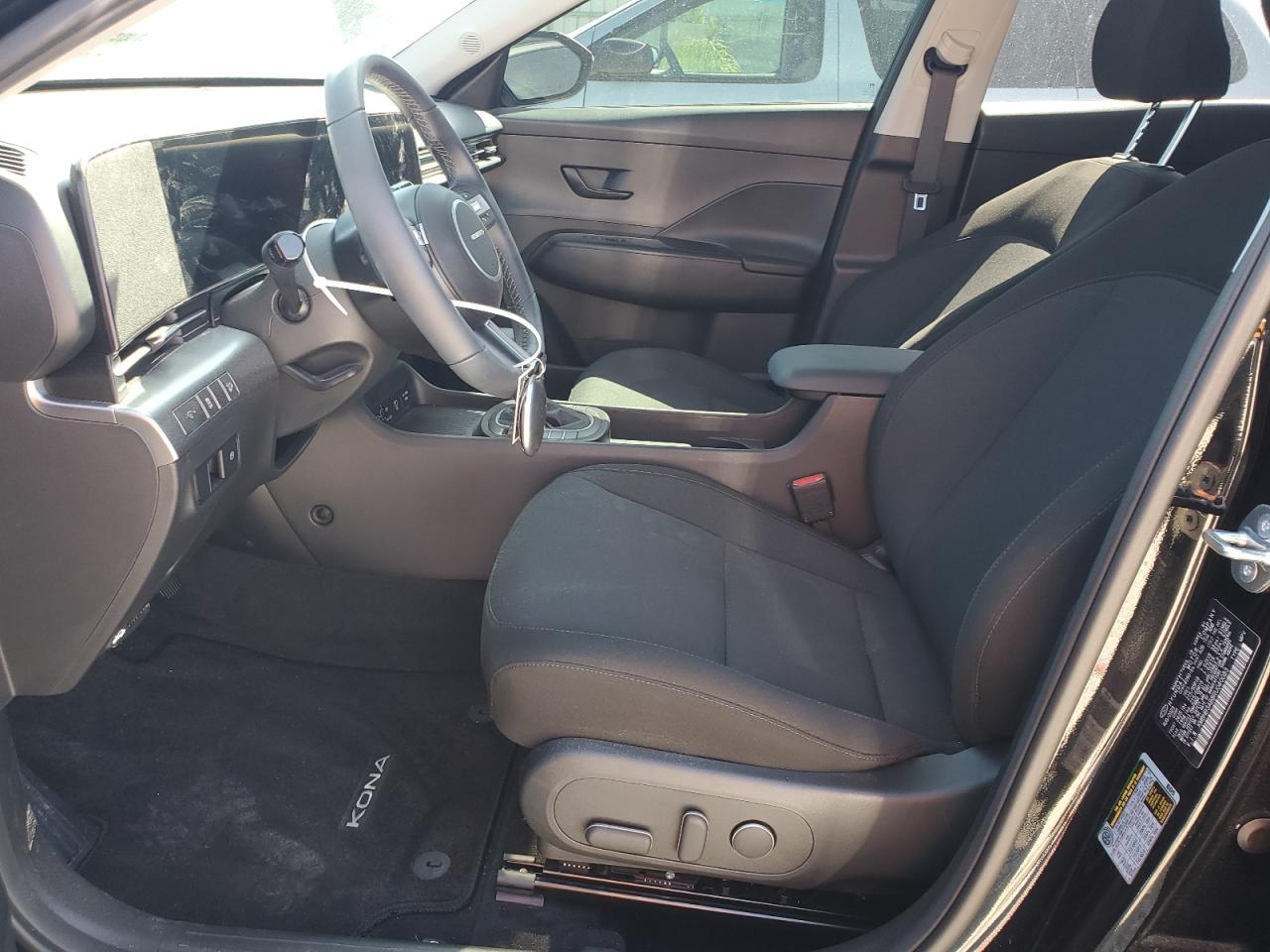 2024 HYUNDAI KONA SEL - Фото 7