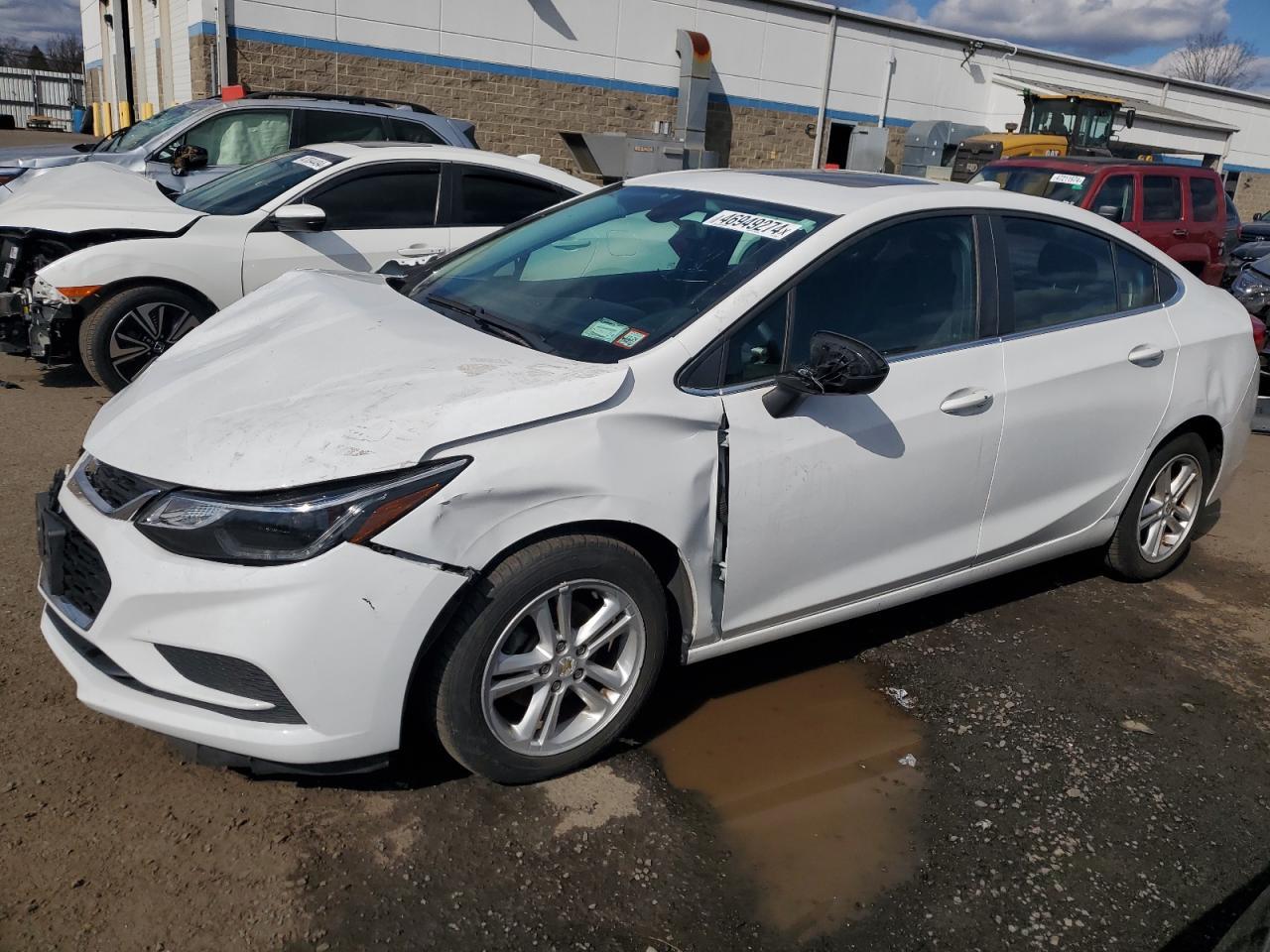 2017 CHEVROLET CRUZE LT