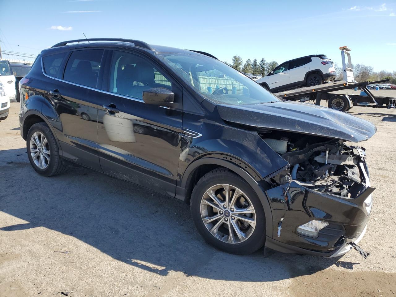 2017 FORD ESCAPE SE - Фото 4
