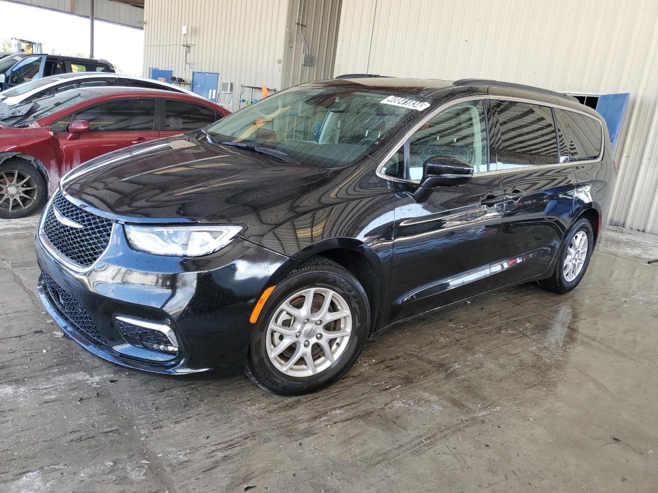 2022 CHRYSLER PACIFICA T
