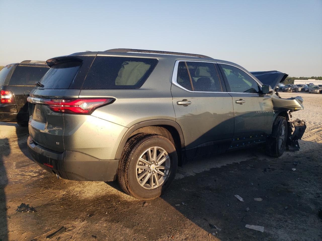 2023 CHEVROLET TRAVERSE L - Image 3