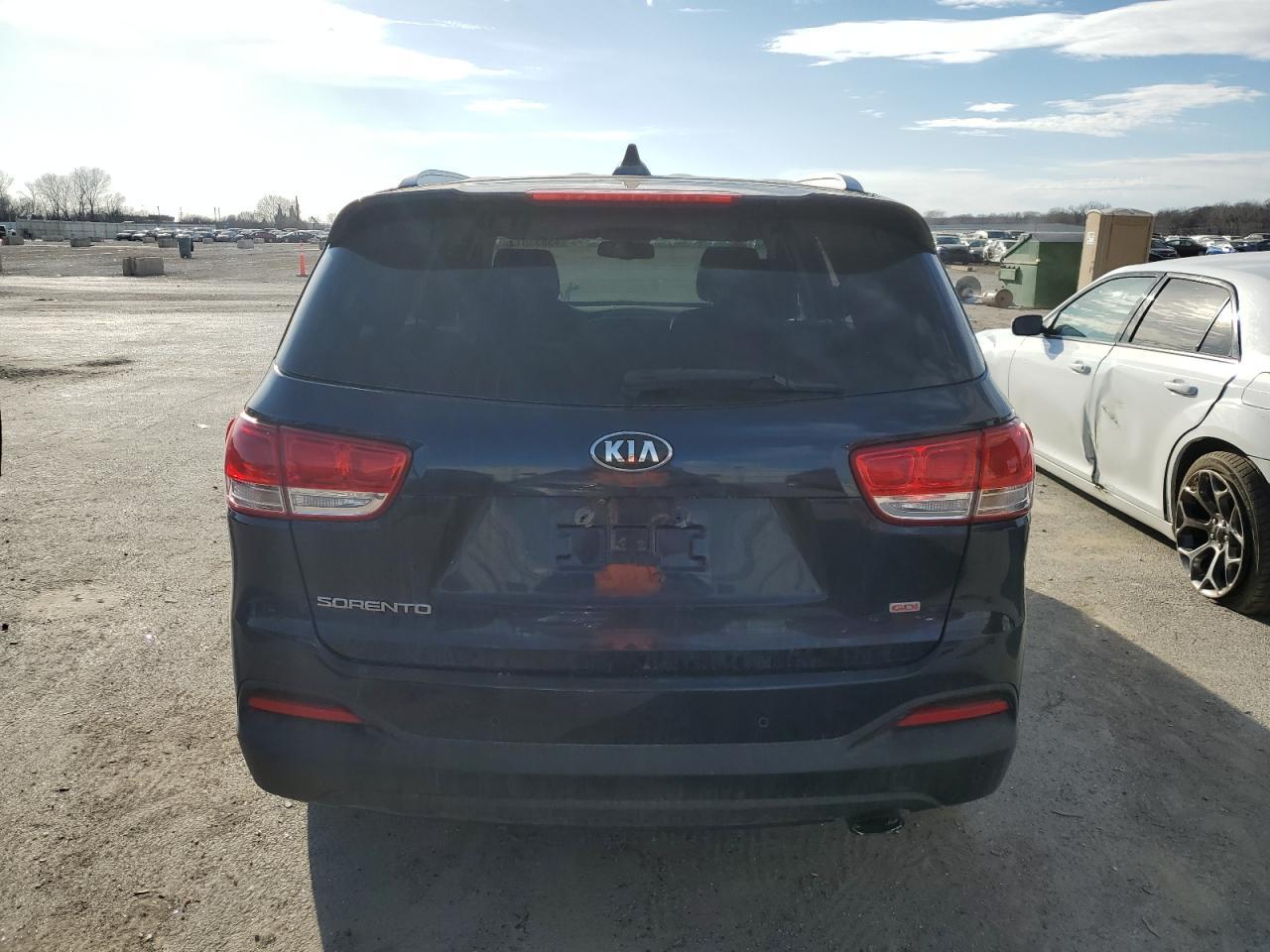 2016 KIA SORENTO LX - Image 6