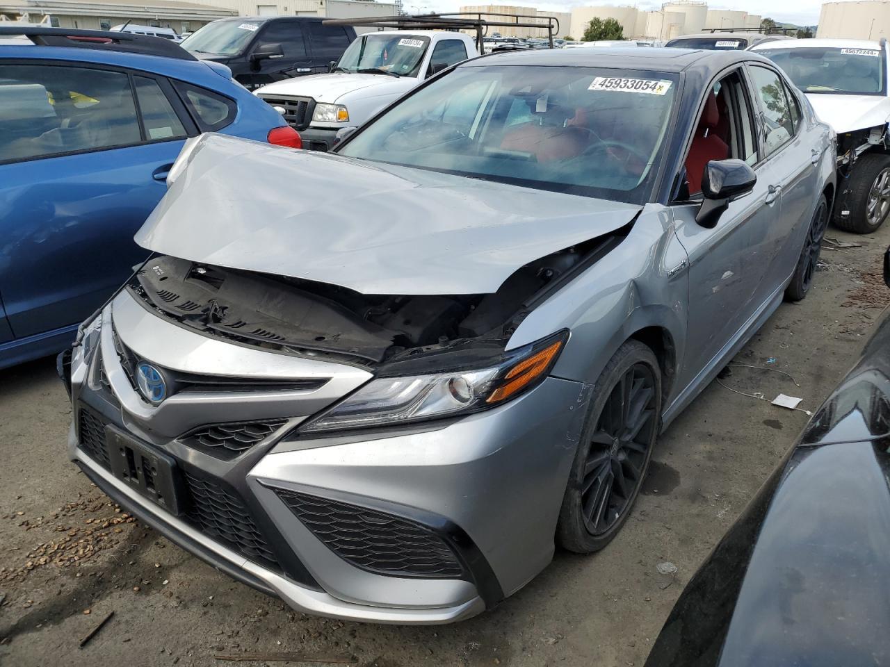 2021 TOYOTA CAMRY XSE car image