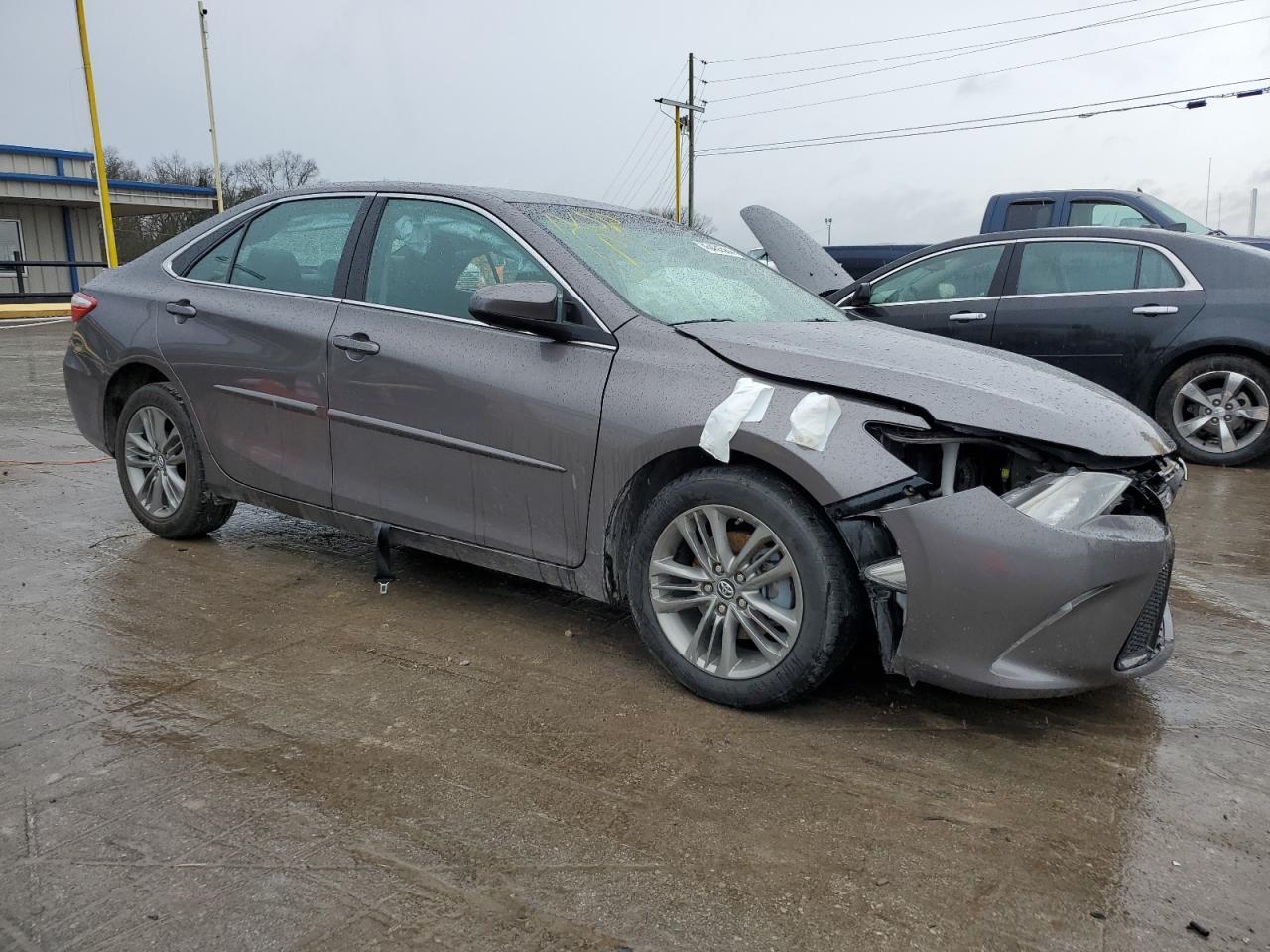 2017 TOYOTA CAMRY LE - Фото 4