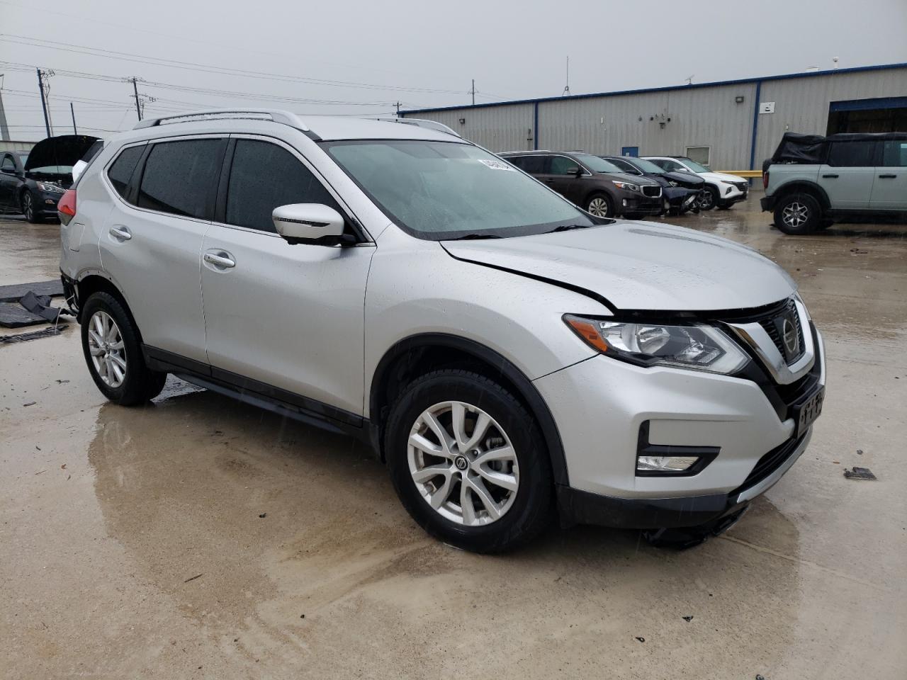 2017 NISSAN ROGUE S - Image 4