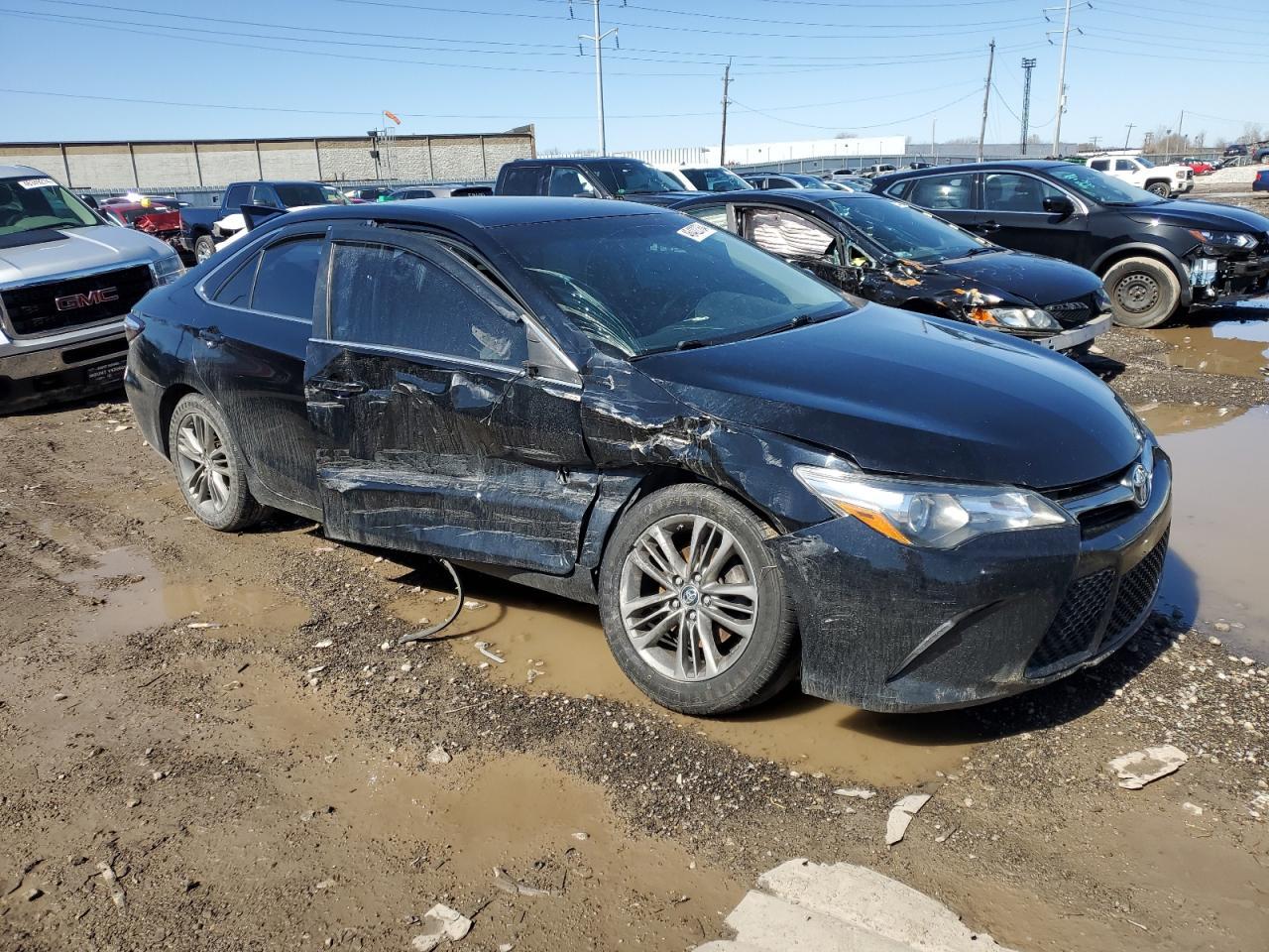 2015 TOYOTA CAMRY LE - Фото 4