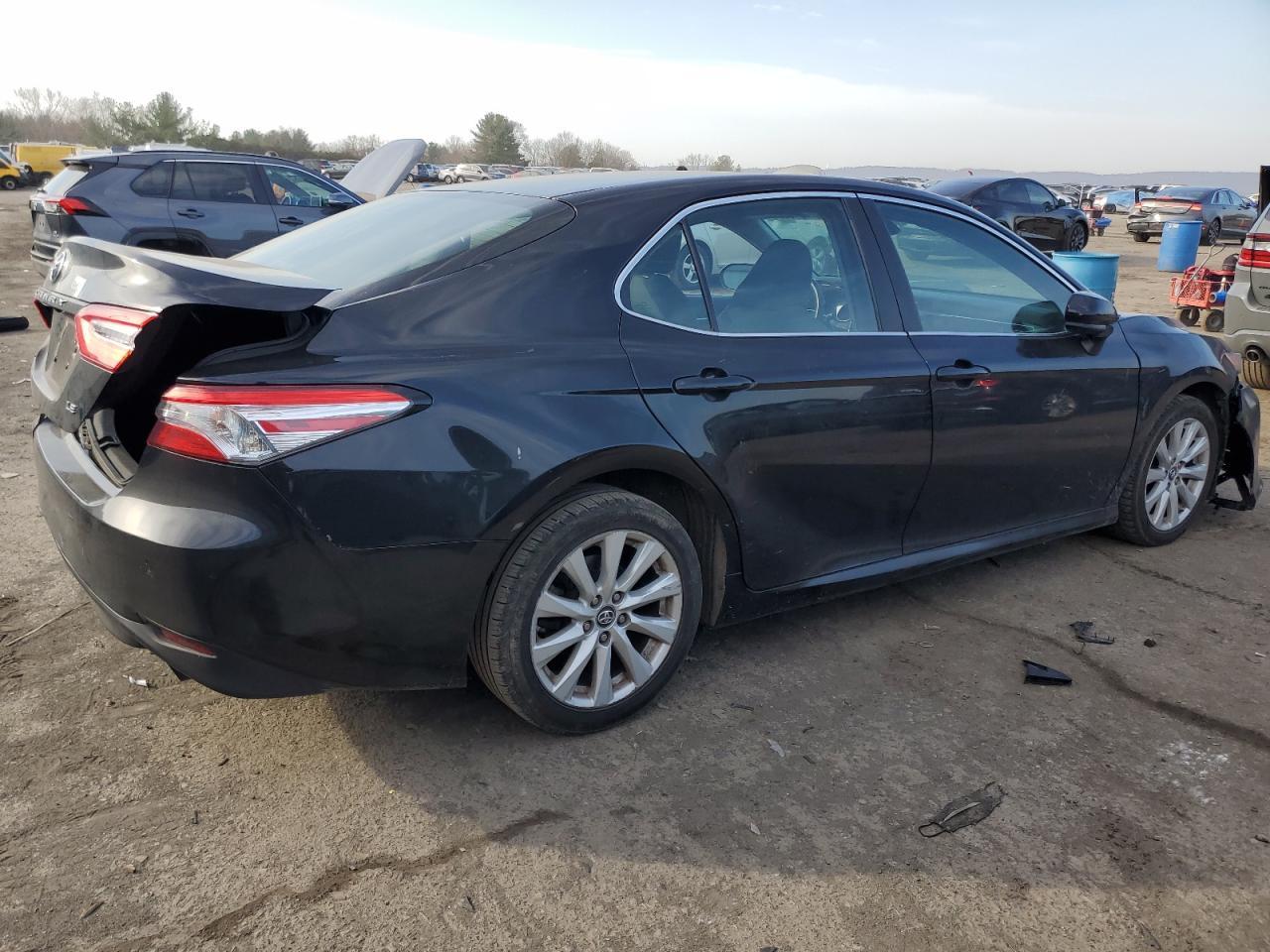 2018 TOYOTA CAMRY L - Image 3