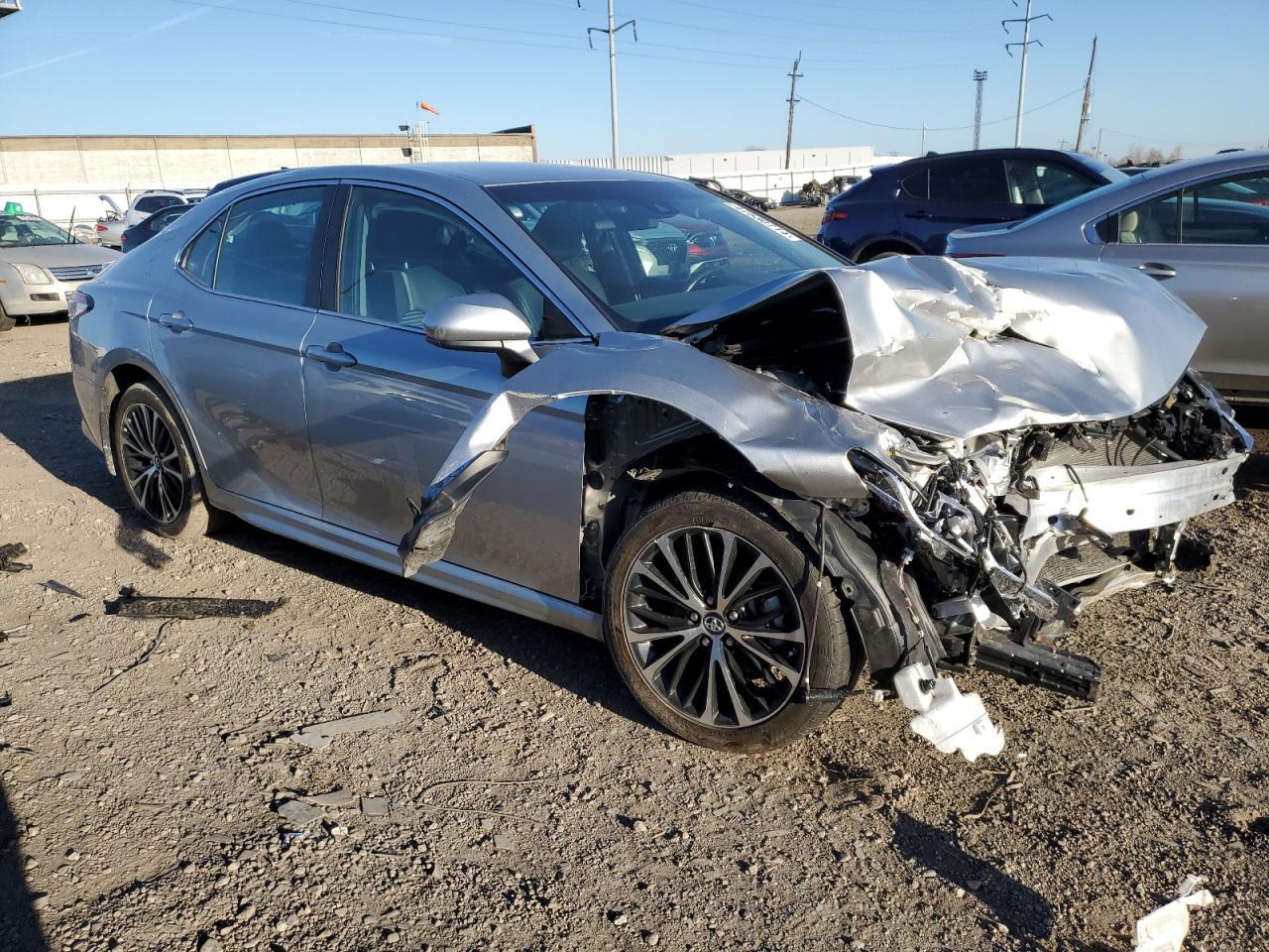 2018 TOYOTA CAMRY L - Image 4