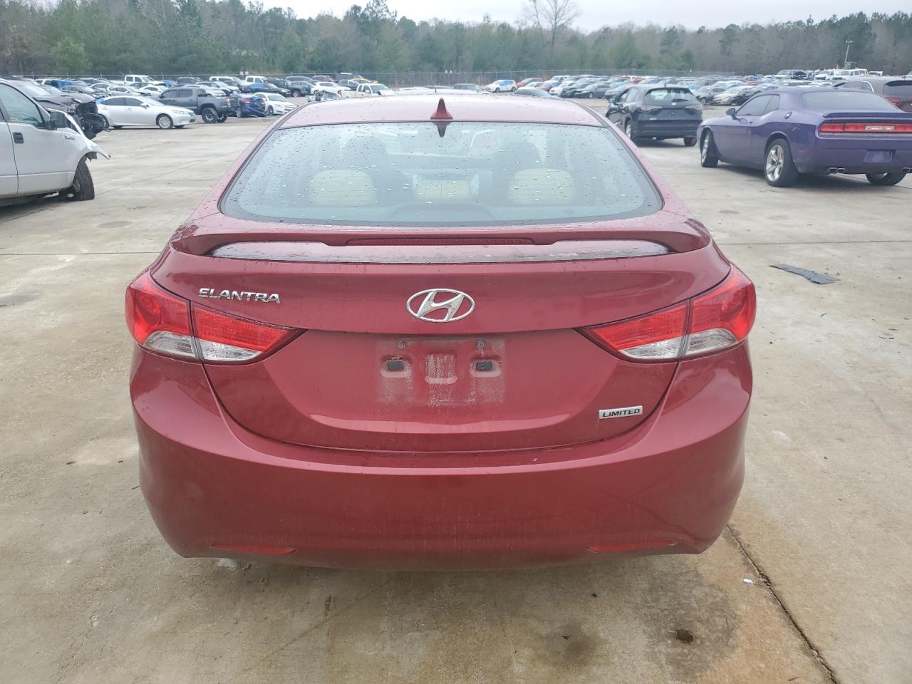 2013 HYUNDAI ELANTRA GL - Image 6