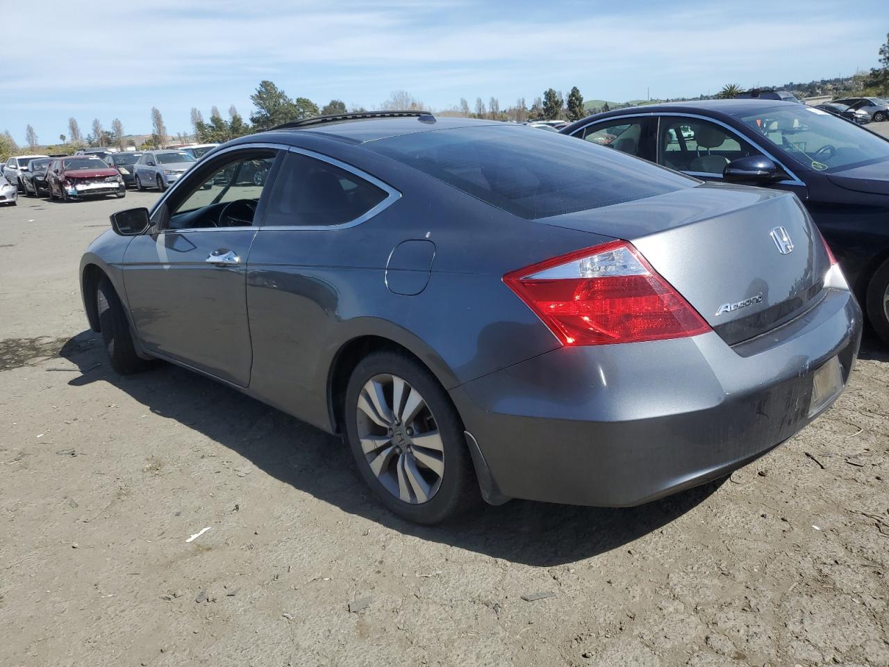 2010 HONDA ACCORD EXL - Image 2
