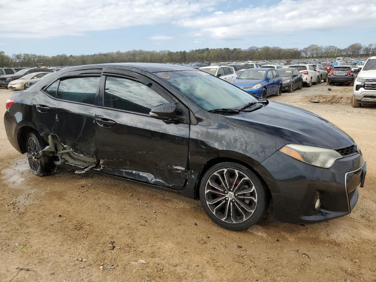 2015 TOYOTA COROLLA L - Image 4
