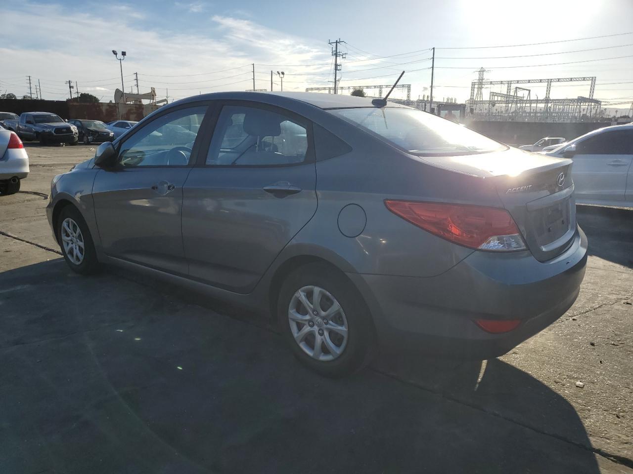 2014 HYUNDAI ACCENT GLS - Фото 2
