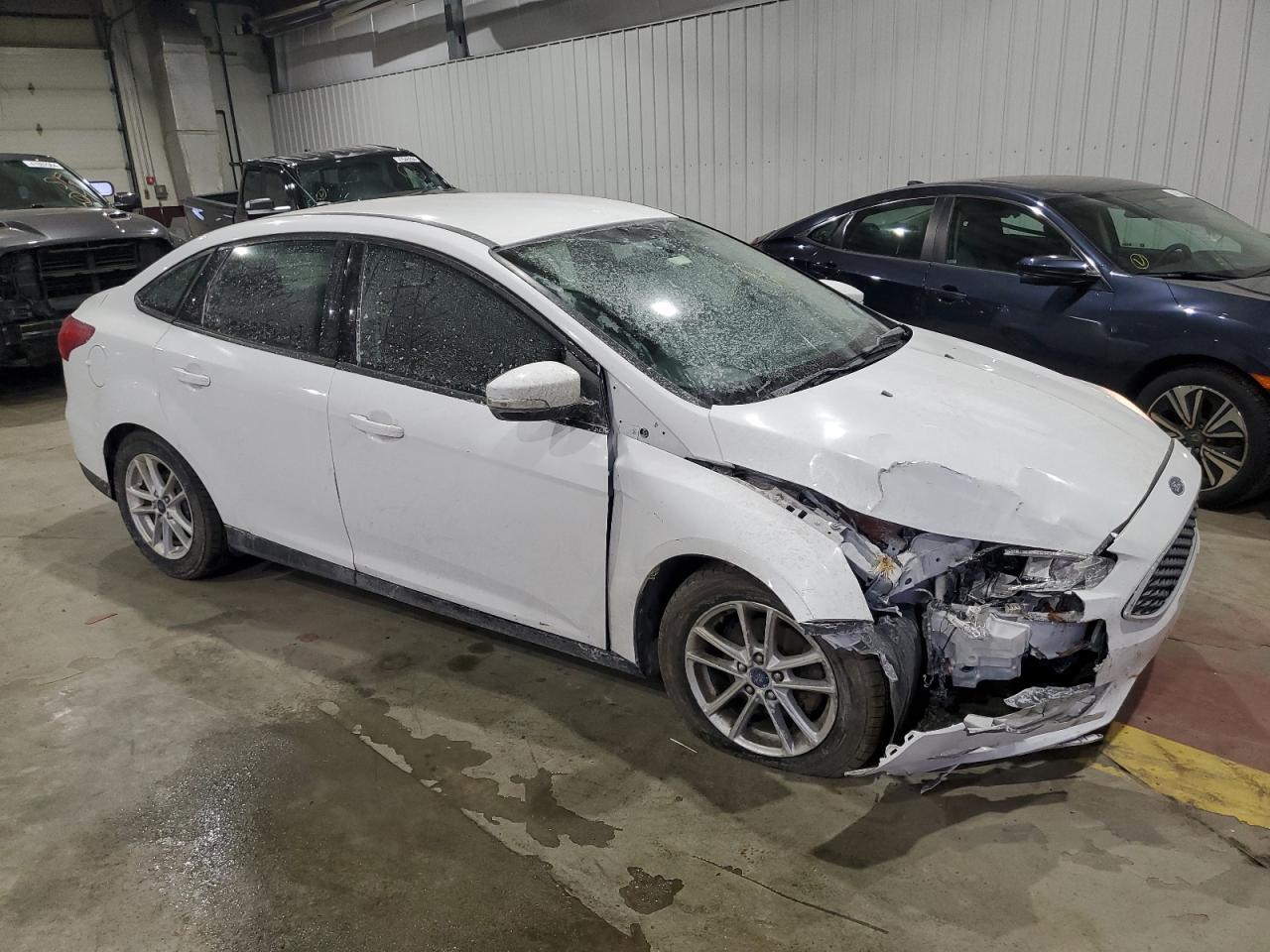 2016 FORD FOCUS SE - Фото 4