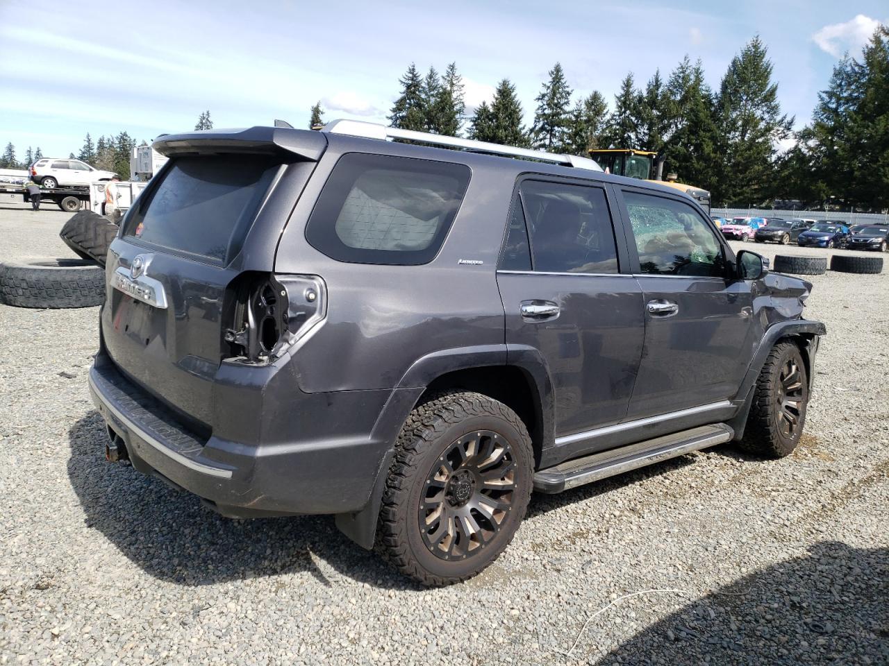 2017 TOYOTA 4RUNNER SR - Image 3