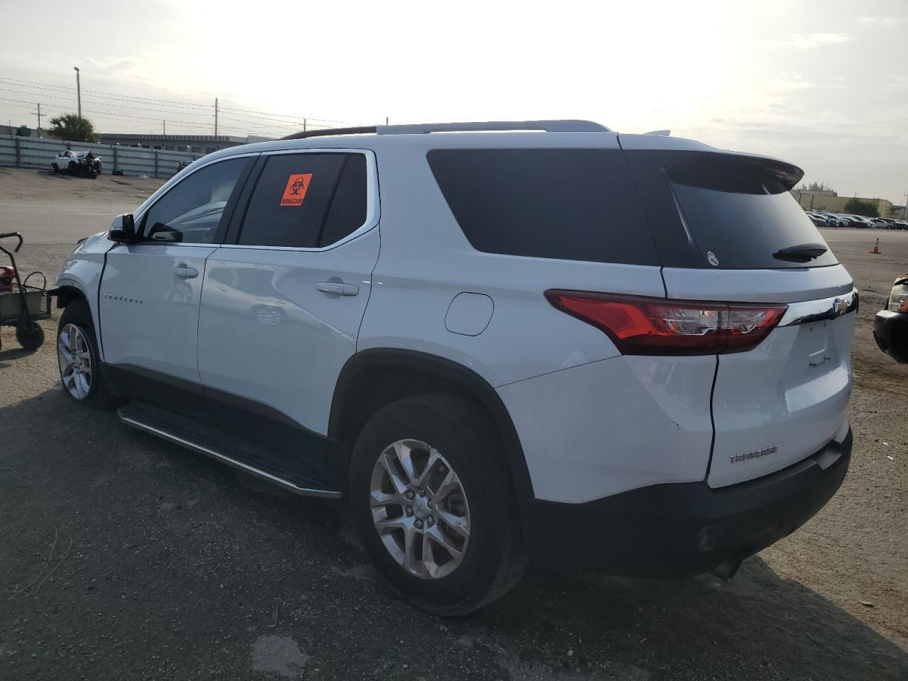 2018 CHEVROLET TRAVERSE L - Image 2