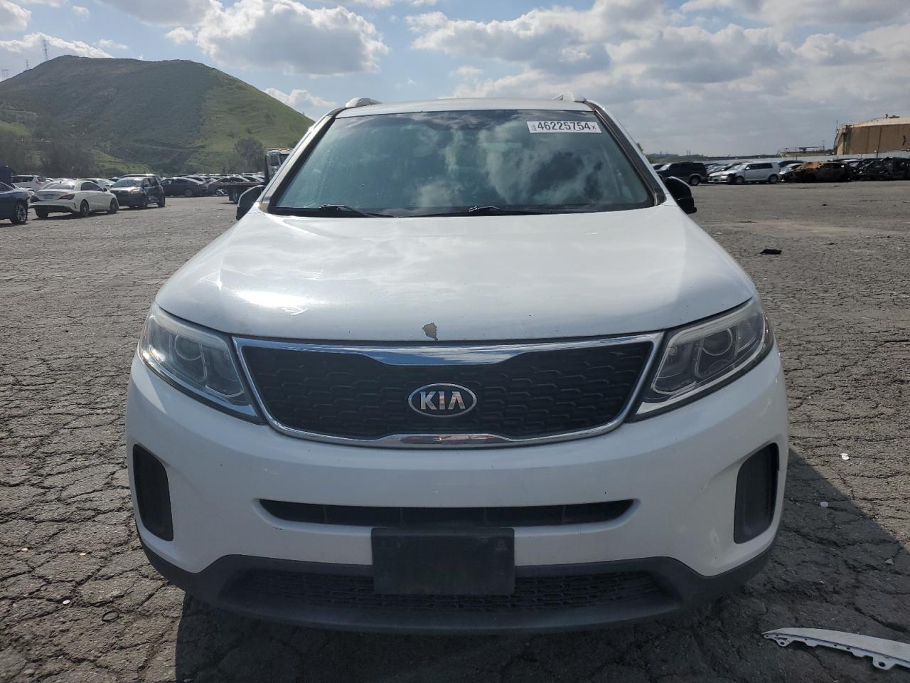 2015 KIA SORENTO LX - Image 5