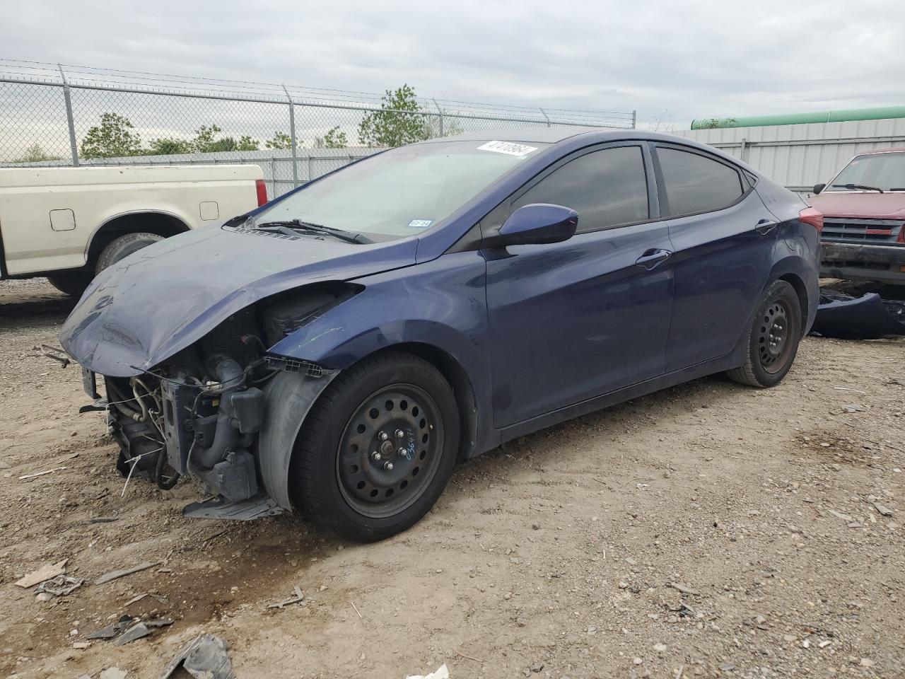 2013 HYUNDAI ELANTRA GL
