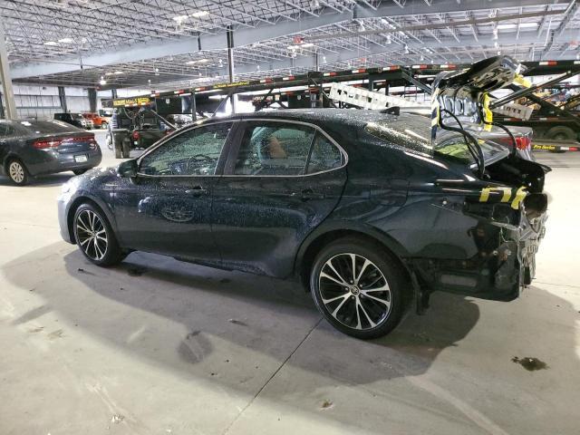 2020 Toyota Camry Se - Фото 2