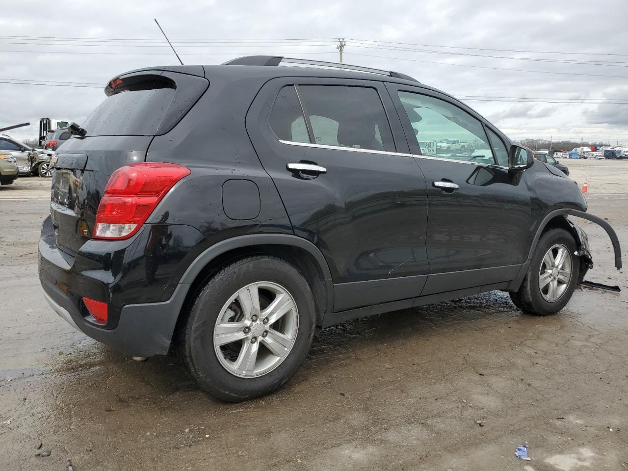 2019 CHEVROLET TRAX 1LT - Фото 3