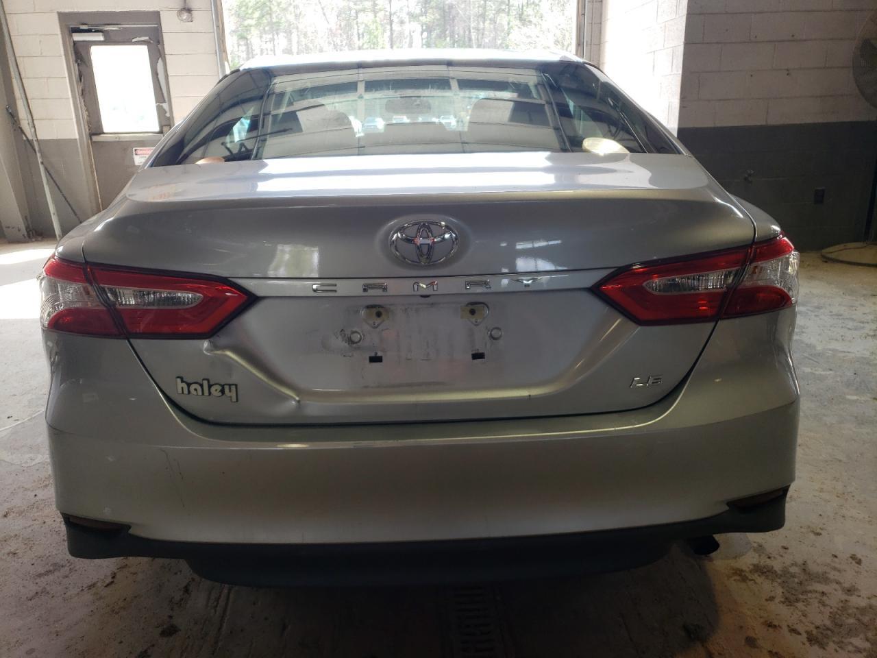 2018 TOYOTA CAMRY L - Image 6